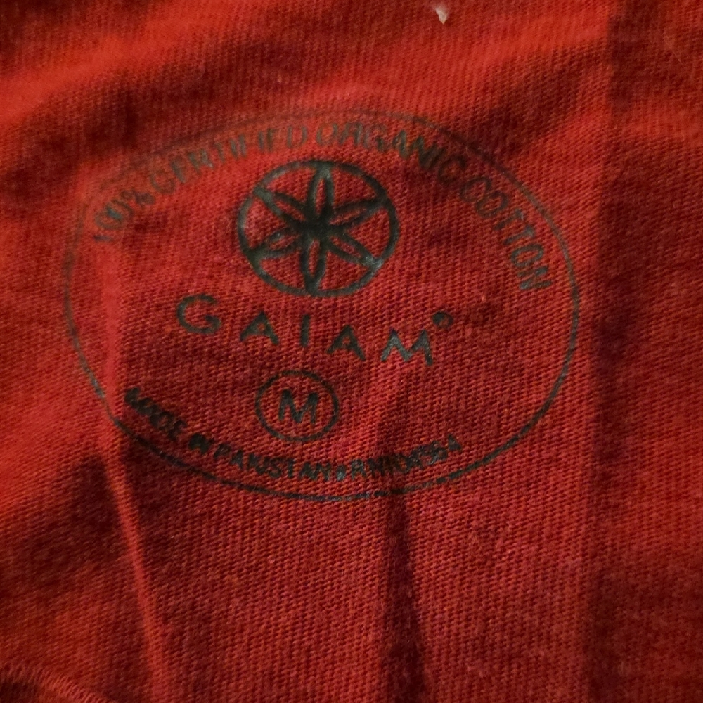 GAIAM Deep Red Organic Cotton Apparel